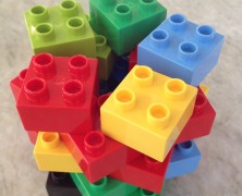 Non-rectilinear legos